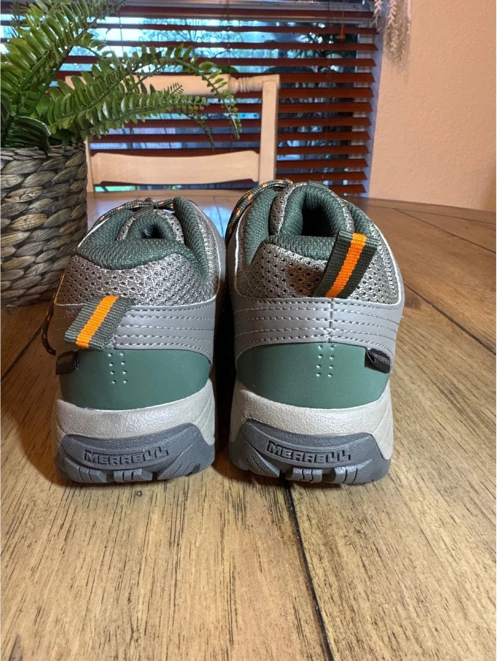 Merrell Men’s Size 5 / Women’s 6.5 Gray Green Orange Hiking Trail Shoes